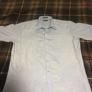 I’m selling a renzo long sleeve